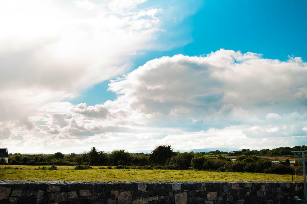 Corrib View Farmhouse Galway Exterior photo
